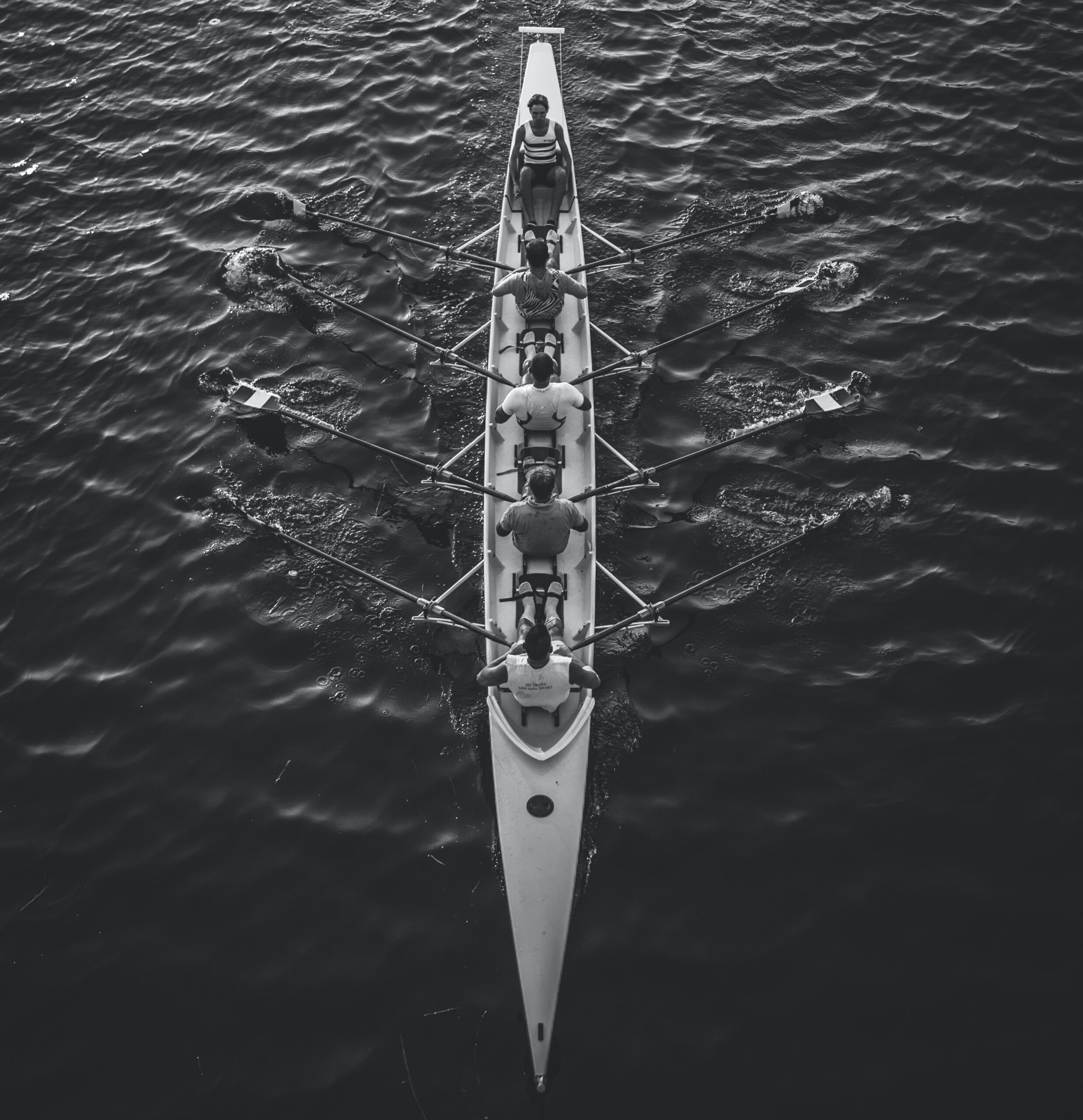 Picture of a rowing team, black and white